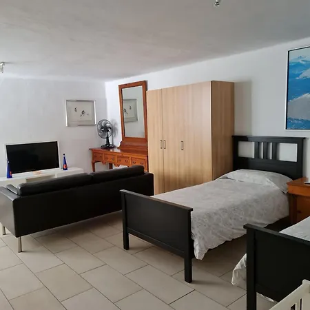 Fuer 8 Personen Ca, 160 M Sup2 In Puerto Del Carmen, Lanzarote Suedkueste Von Lanzarote Holiday home Puerto del Carmen (Lanzarote)